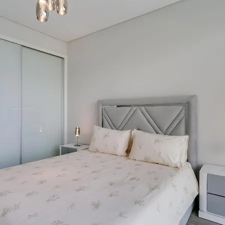 Ferienhaus Fuer 6 Personen Ca 350 Qm In Arco Da Calheta, Madeira Suedkueste Von Madeira *