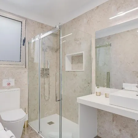 Ferienhaus Fuer 6 Personen Ca 350 Qm In Arco Da Calheta, Madeira Suedkueste Von Madeira Holiday home