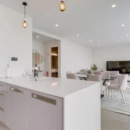 Ferienhaus Fuer 6 Personen Ca 350 Qm In Arco Da Calheta, Madeira Suedkueste Von Madeira * Arco da Calheta (Madeira)